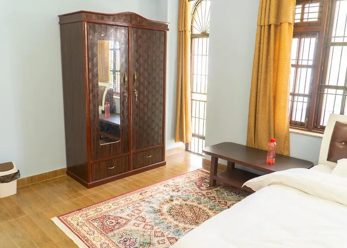 Villa The White House Villa, 8 Bedroom, Swimming Pool & Theater Katmandou