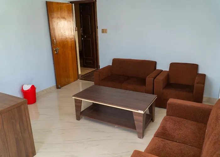 The White House Villa, 8 Bedroom, Swimming Pool & Theater Villa