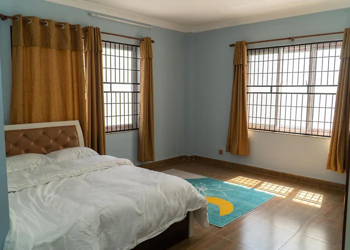 Villa The White House Villa, 8 Bedroom, Swimming Pool & Theater Katmandou